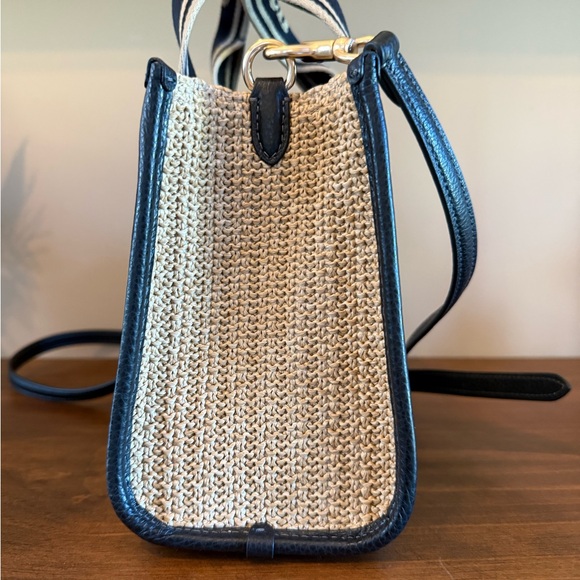 Smith Tote Bag 24 - Picture 7 of 10